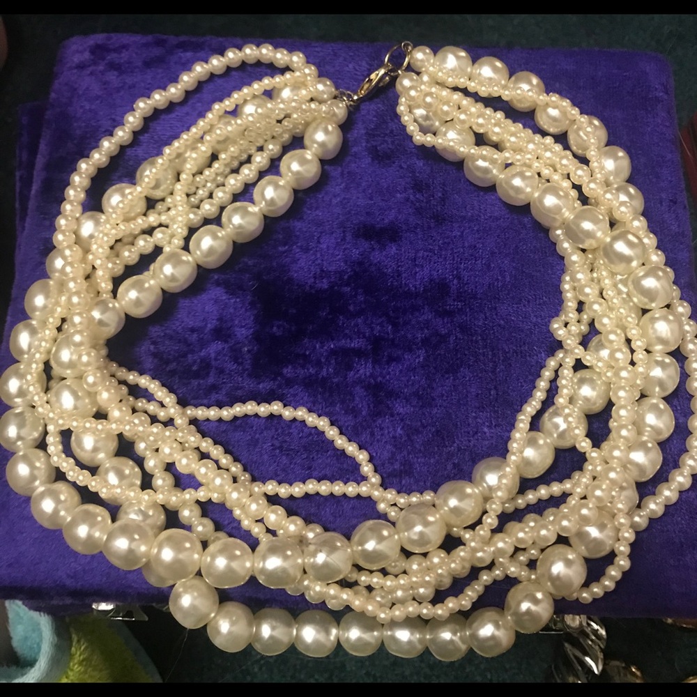 Vintage Multi Strand Faux Pearl necklace